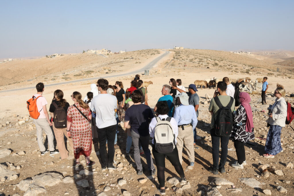 Volunteer With Refugees in Jordan Program