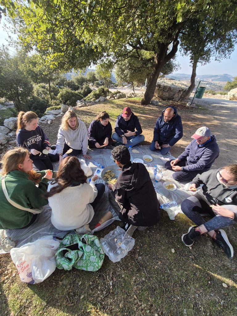 How to Volunteer in Jordan